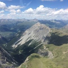 Verortung via Georeferenzierung der Kamera: Aufgenommen in der Nähe von Bezirk Inn, Schweiz in 3300 Meter